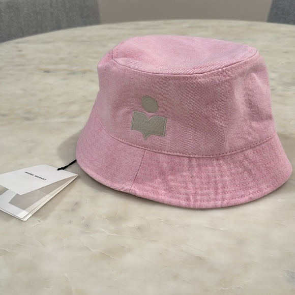 COPY - ISABEL MARANT
Embroidered Logo Bucket Hat - Picture 4 of 4